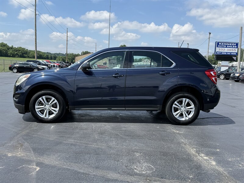 2017 Chevrolet Equinox LS - Photo 4 - Cahokia, IL 62206