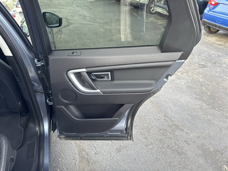 2018 Land Rover Discovery Sport HSE - Photo 23 - Millstadt, IL 62260