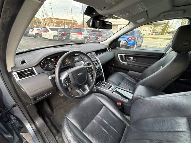 2018 Land Rover Discovery Sport HSE - Photo 14 - Millstadt, IL 62260