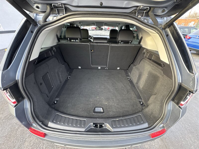 2018 Land Rover Discovery Sport HSE - Photo 11 - Millstadt, IL 62260