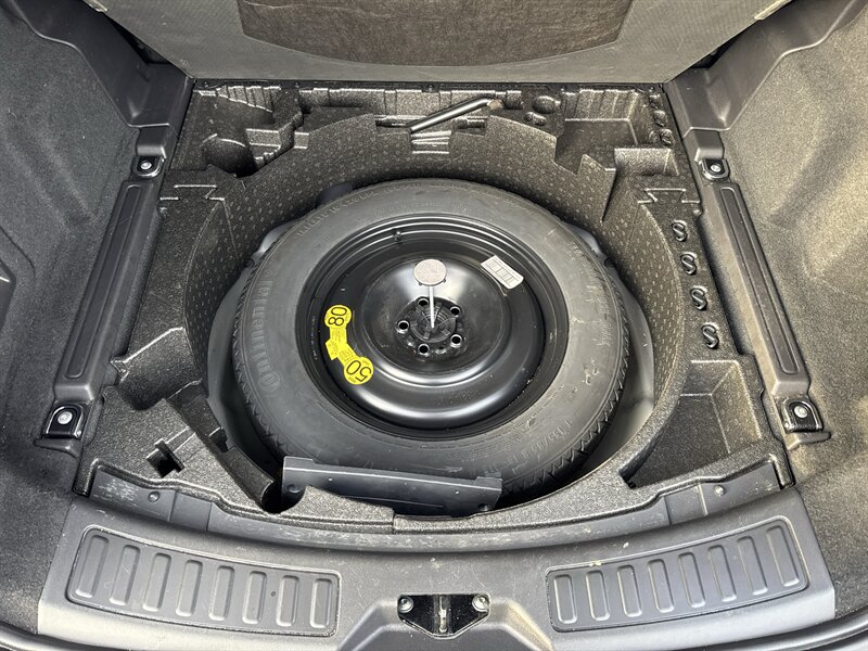 2018 Land Rover Discovery Sport HSE - Photo 12 - Millstadt, IL 62260