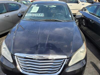 2012 Chrysler 200 Touring   - Photo 3 - Belleville, IL 62226