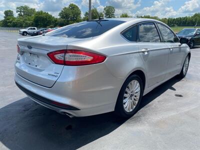 2015 Ford Fusion Hybrid SE   - Photo 5 - Cahokia, IL 62206
