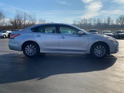 2015 Nissan Altima 2.5   - Photo 4 - Cahokia, IL 62206