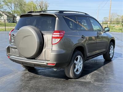 2011 Toyota RAV4   - Photo 8 - Cahokia, IL 62206