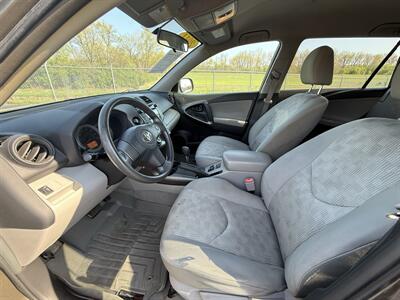 2011 Toyota RAV4   - Photo 9 - Cahokia, IL 62206