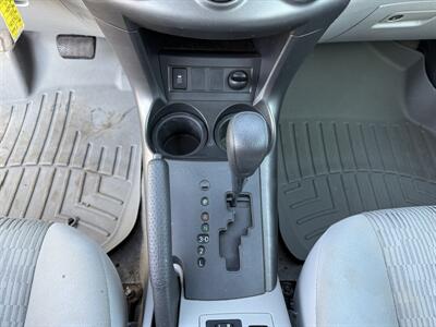 2011 Toyota RAV4   - Photo 14 - Cahokia, IL 62206