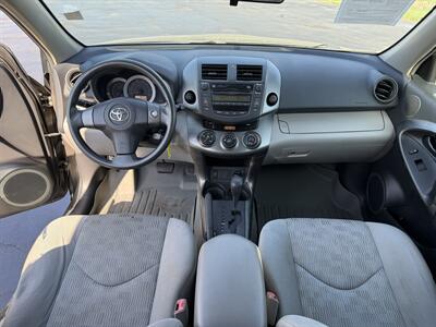 2011 Toyota RAV4   - Photo 11 - Cahokia, IL 62206
