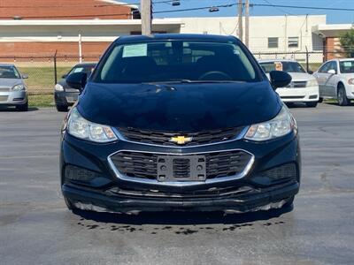 2018 Chevrolet Cruze LS Auto   - Photo 2 - Cahokia, IL 62206