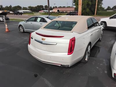 2016 Cadillac XTS Luxury - Photo 3 - Cahokia, IL 62206