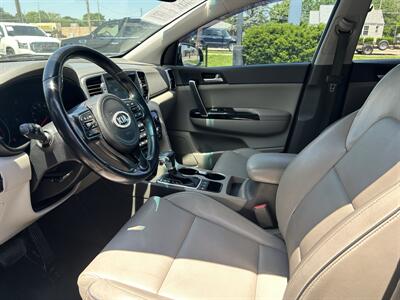 2019 Kia Sportage EX - Photo 8 - Fairview Heights, IL 62208