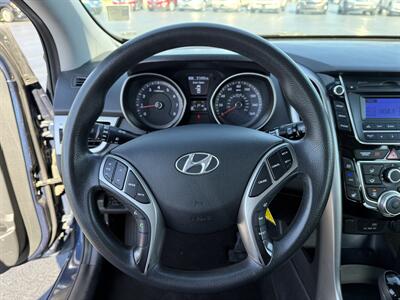 2015 Hyundai ELANTRA GT   - Photo 12 - Cahokia, IL 62206