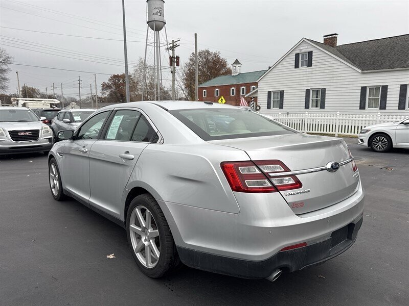 2015 Ford Taurus Limited - Photo 4 - Millstadt, IL 62260
