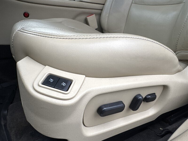 2015 Ford Taurus Limited - Photo 14 - Millstadt, IL 62260