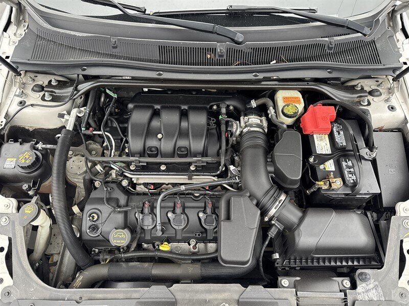 2015 Ford Taurus Limited - Photo 27 - Millstadt, IL 62260