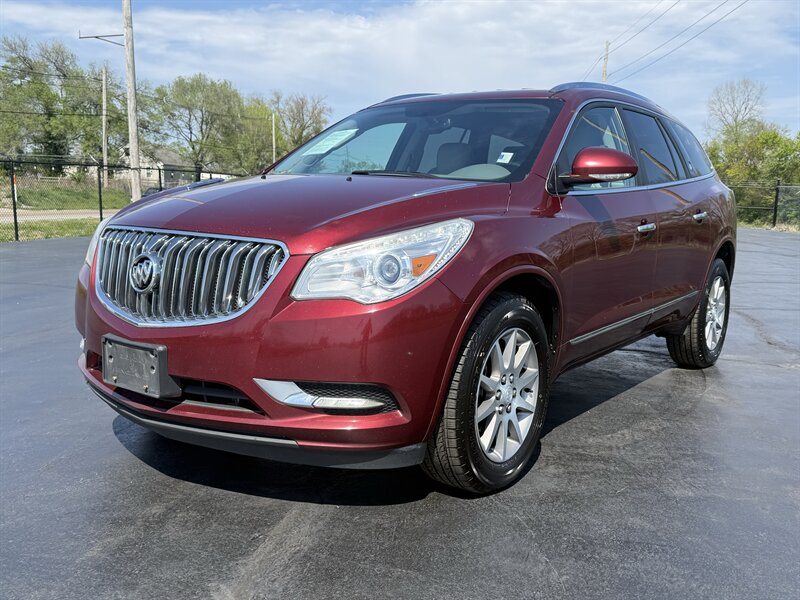 2015 Buick Enclave Leather   - Photo 1 - Cahokia, IL 62206