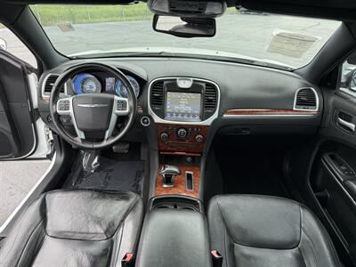 2012 Chrysler 300 Series Limited   - Photo 11 - Cahokia, IL 62206