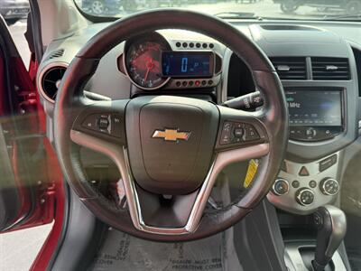 2013 Chevrolet Sonic LTZ Auto   - Photo 12 - Cahokia, IL 62206