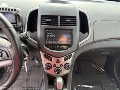 2013 Chevrolet Sonic LTZ Auto   - Photo 13 - Cahokia, IL 62206