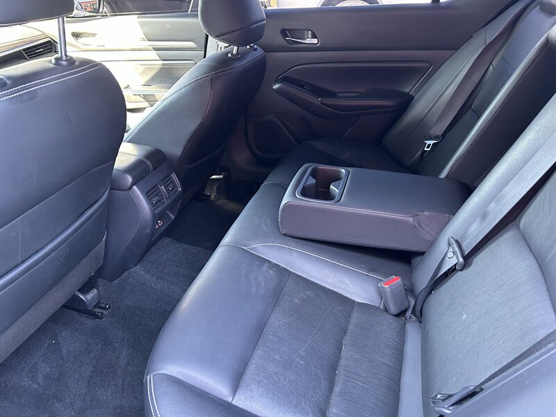 2020 Nissan Altima 2.5 SL - Photo 10 - Fairview Heights, IL 62208