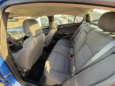 2018 Chevrolet Cruze LT Auto   - Photo 9 - Cahokia, IL 62206