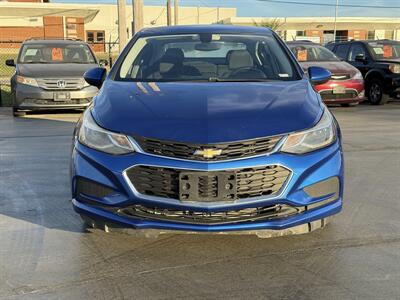 2018 Chevrolet Cruze LT Auto   - Photo 3 - Cahokia, IL 62206