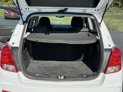 2018 Chevrolet Trax LS - Photo 7 - Cahokia, IL 62206