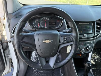 2018 Chevrolet Trax LS - Photo 11 - Cahokia, IL 62206