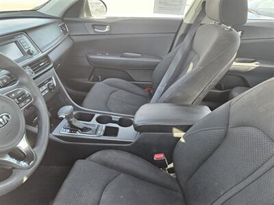 2017 Kia Optima LX - Photo 6 - Millstadt, IL 62260