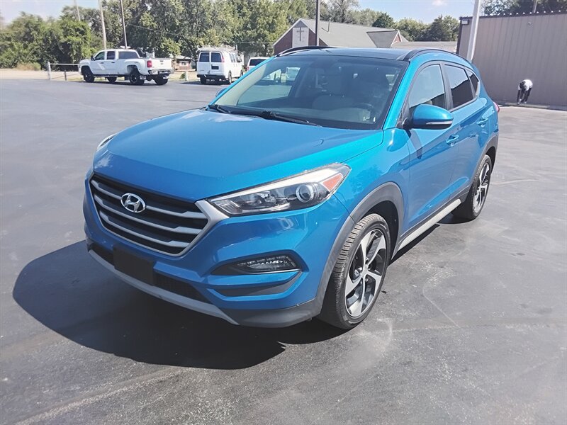 2018 Hyundai TUCSON Limited   - Photo 1 - Cahokia, IL 62206