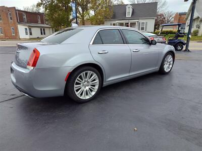 2017 Chrysler 300C   - Photo 5 - Freeburg, IL 62243