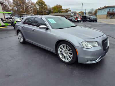 2017 Chrysler 300C   - Photo 3 - Freeburg, IL 62243