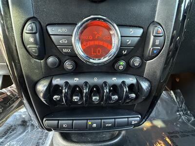 2011 MINI Cooper Countryman S ALL4   - Photo 16 - Cahokia, IL 62206