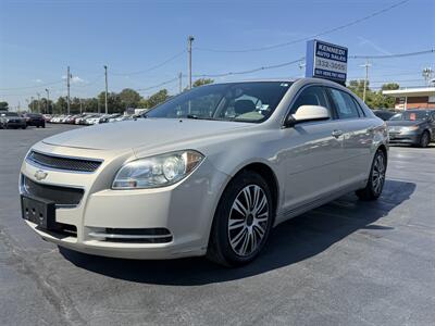 2009 Chevrolet Malibu LT   - Photo 1 - Cahokia, IL 62206