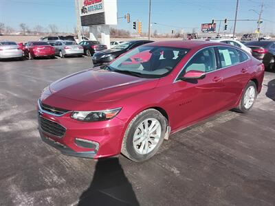 2017 Chevrolet Malibu LT   - Photo 2 - Cahokia, IL 62206