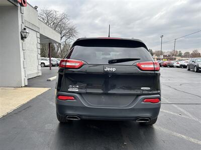 2016 Jeep Cherokee Latitude   - Photo 7 - Fairview Heights, IL 62208