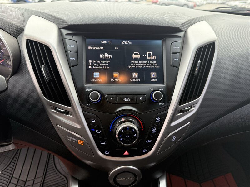 2017 Hyundai VELOSTER - Photo 12 - Cahokia, IL 62206