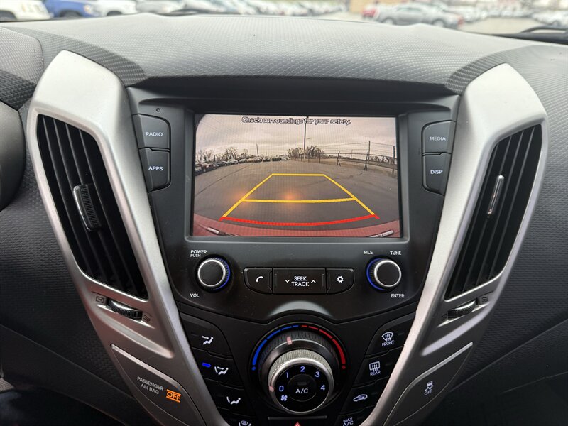 2017 Hyundai VELOSTER - Photo 14 - Cahokia, IL 62206