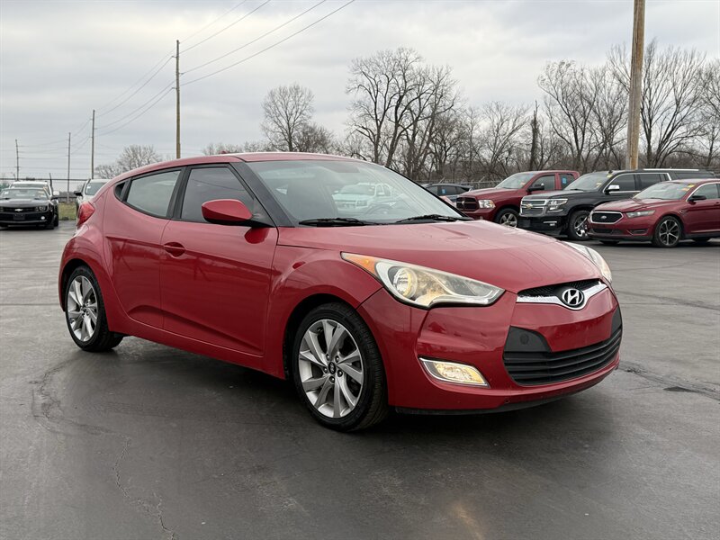 2017 Hyundai VELOSTER - Photo 7 - Cahokia, IL 62206