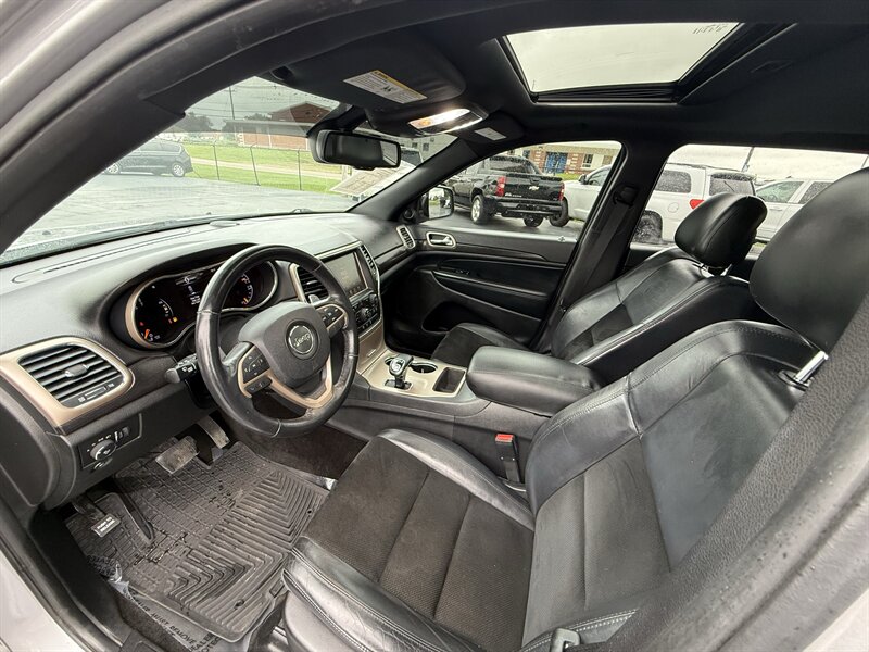 2015 Jeep Grand Cherokee Altitude - Photo 11 - Cahokia, IL 62206