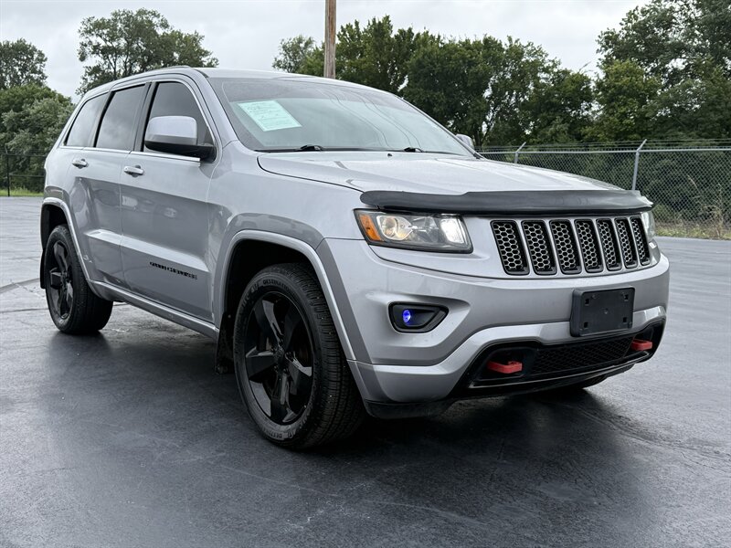 2015 Jeep Grand Cherokee Altitude - Photo 4 - Cahokia, IL 62206