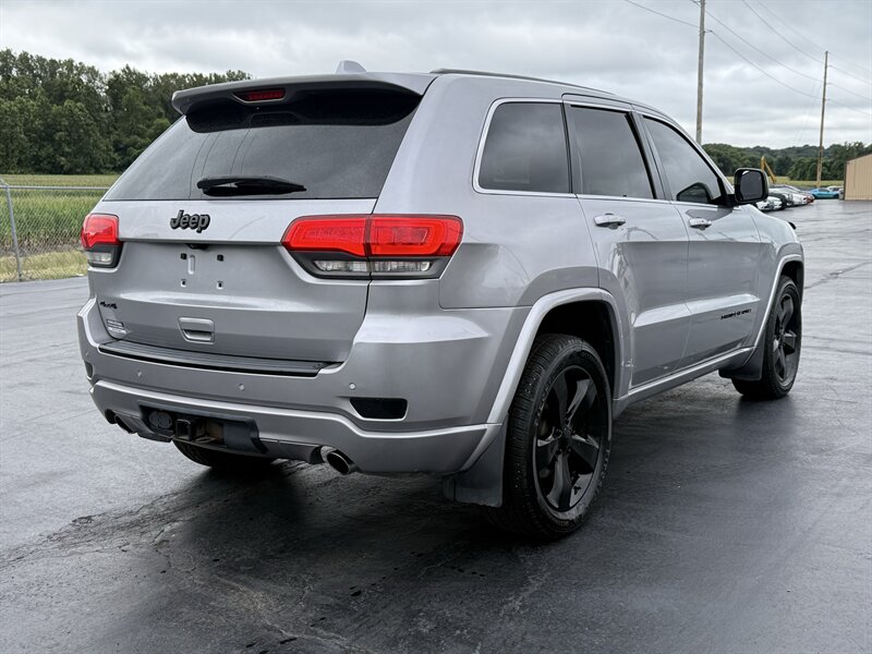2015 Jeep Grand Cherokee Altitude - Photo 6 - Cahokia, IL 62206