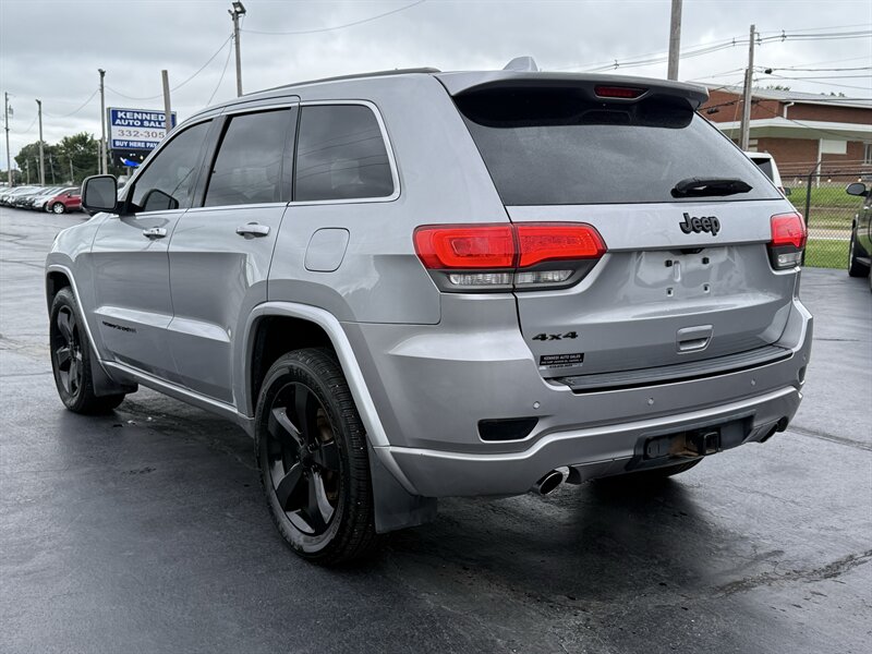 2015 Jeep Grand Cherokee Altitude - Photo 8 - Cahokia, IL 62206