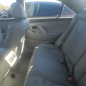 2008 Toyota Camry Hybrid   - Photo 5 - Belleville, IL 62223