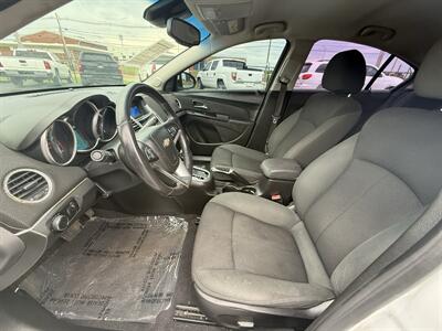 2011 Chevrolet Cruze LT - Photo 9 - Cahokia, IL 62206