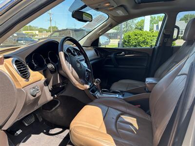 2015 Buick Enclave Leather   - Photo 8 - Fairview Heights, IL 62208