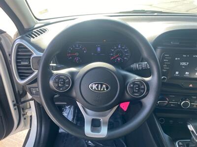 2020 Kia Soul LX   - Photo 13 - Cahokia, IL 62206