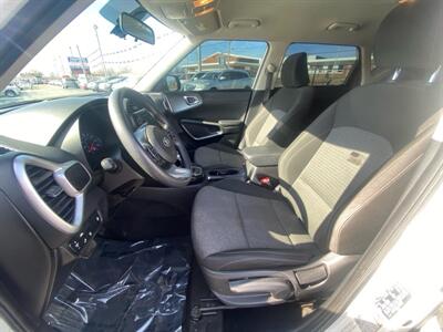 2020 Kia Soul LX   - Photo 9 - Cahokia, IL 62206