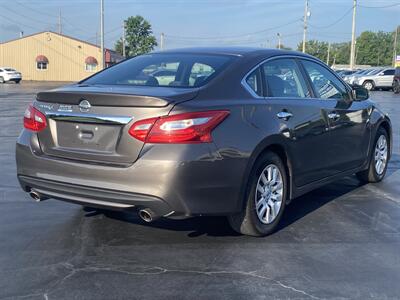 2016 Nissan Altima 2.5   - Photo 8 - Cahokia, IL 62206