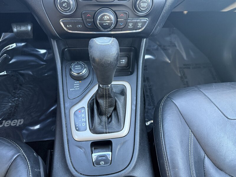 2014 Jeep Cherokee Limited - Photo 13 - Cahokia, IL 62206